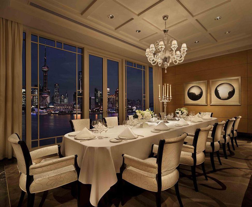 The Peninsula Шанхай Ресторант снимка